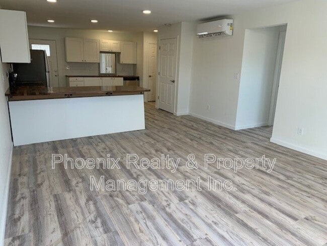 Photo - 150 Lawley Dr Townhome