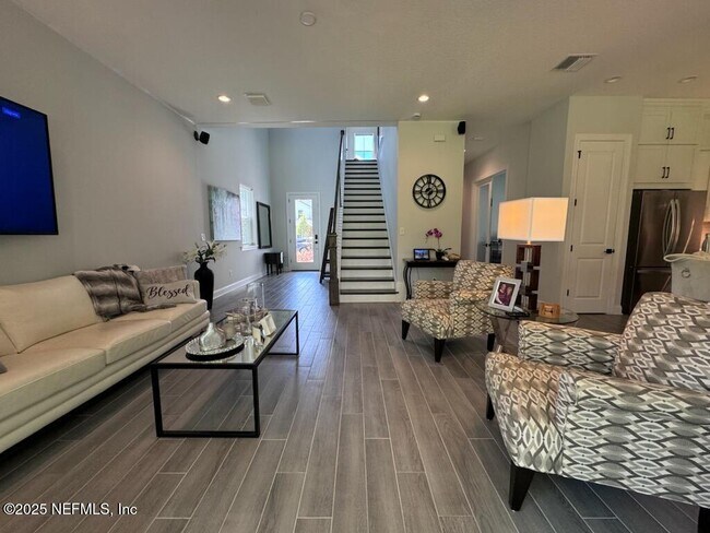 Building Photo - 128 Zephyr Dr