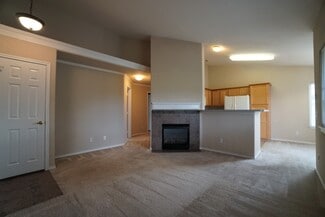 Building Photo - 3944 Riviera Grove