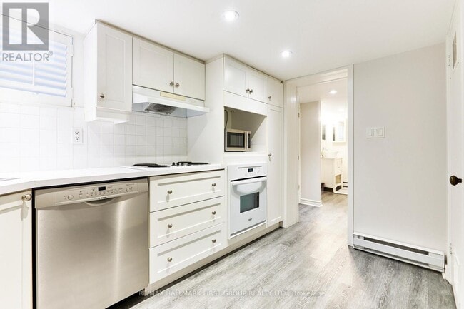 Building Photo - 207 Bayview Heights Dr