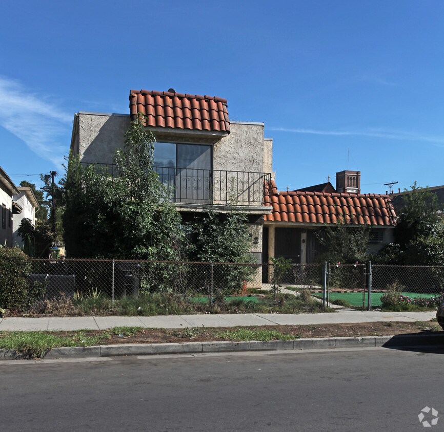 Building Photo - 2222 Workman St