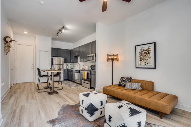 Neo At Midtown - Apartments in Dallas, TX | Apartments.com