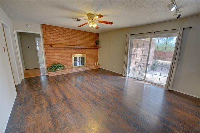 Foto del edificio - 801 Canyon Ridge Dr