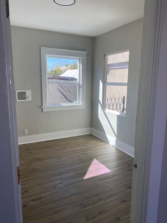 Building Photo - 4477 Polk Ave