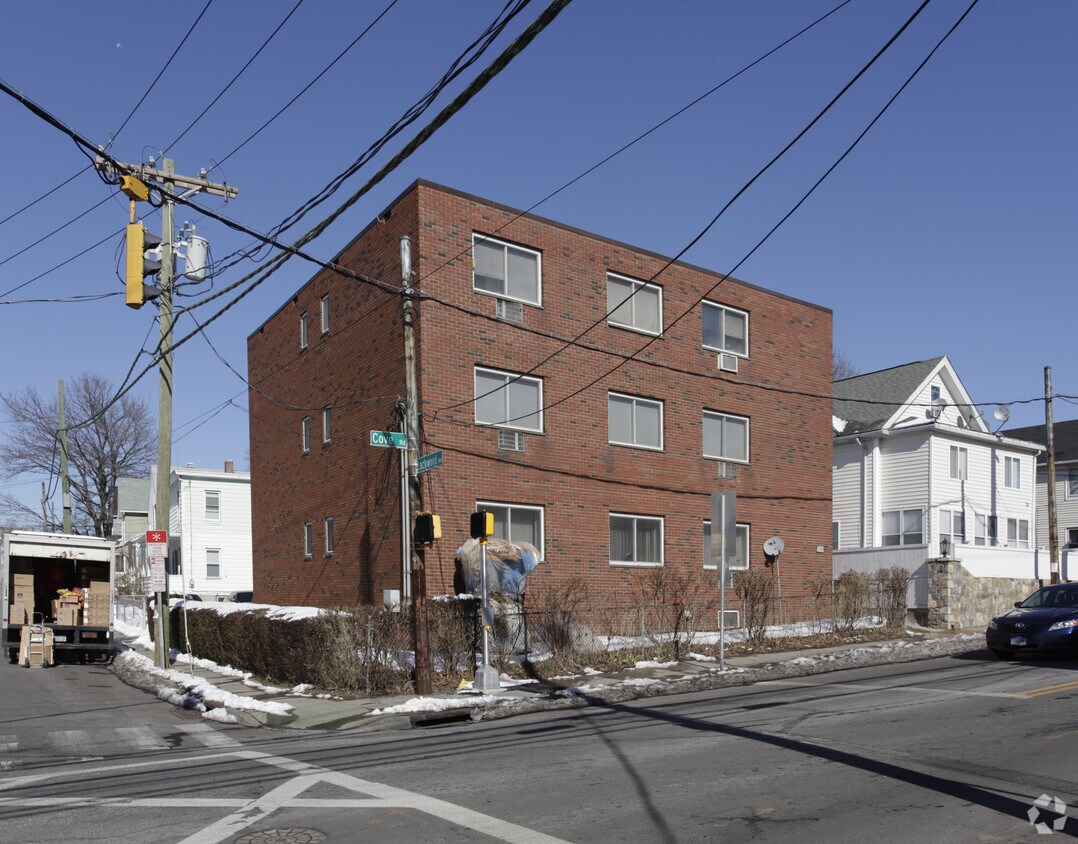 166 Cove Rd, Stamford, CT 06902 Apartments in Stamford, CT