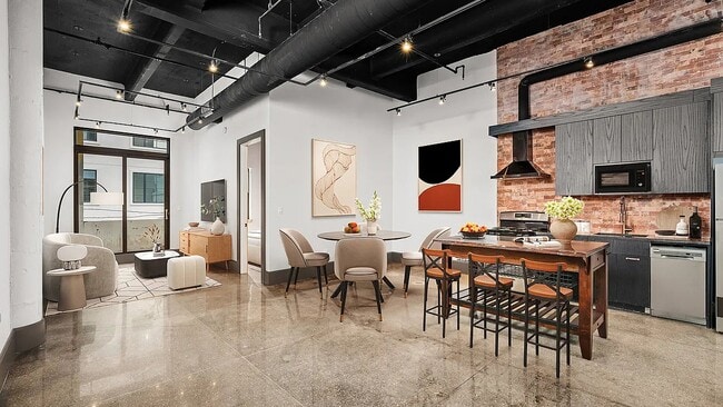 Building Photo - 255 18th St