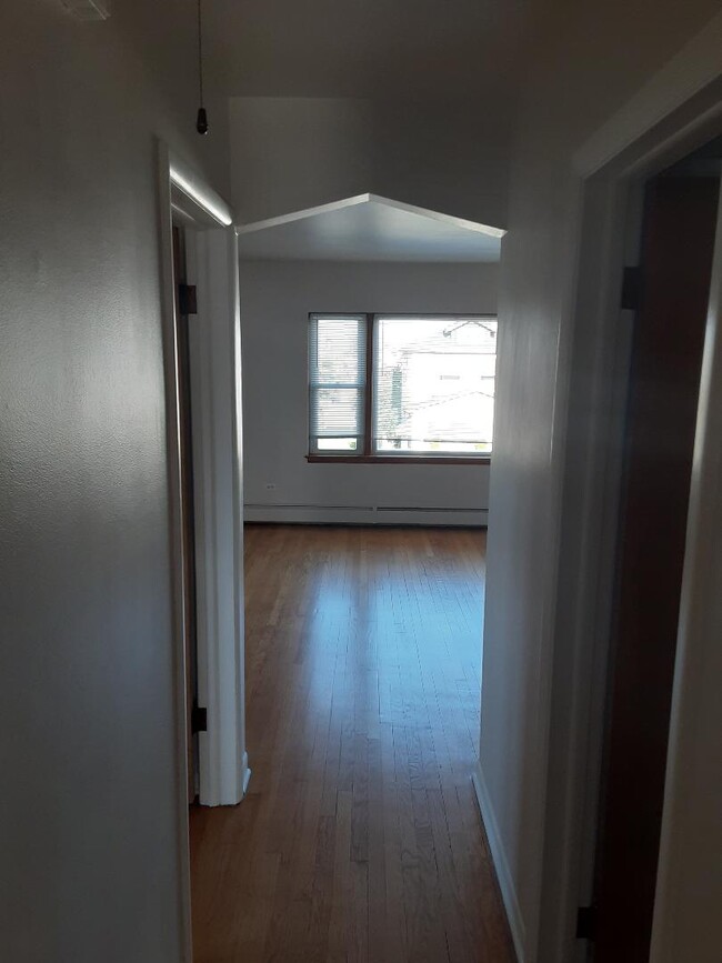 Living Room Hallway - 1214 Scoville Ave