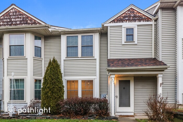 Foto principal - 371 Kent Lane