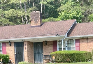 Building Photo - 4015 Pebblebrook Ct