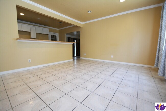 Foto del edificio - 14115 Sayre St
