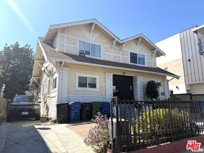 Building Photo - 1633 S New Hampshire Ave