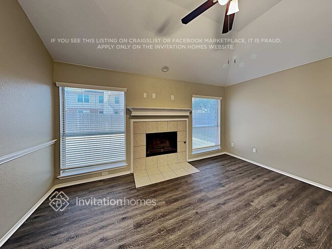 Building Photo - 501 Tumbleweed Dr