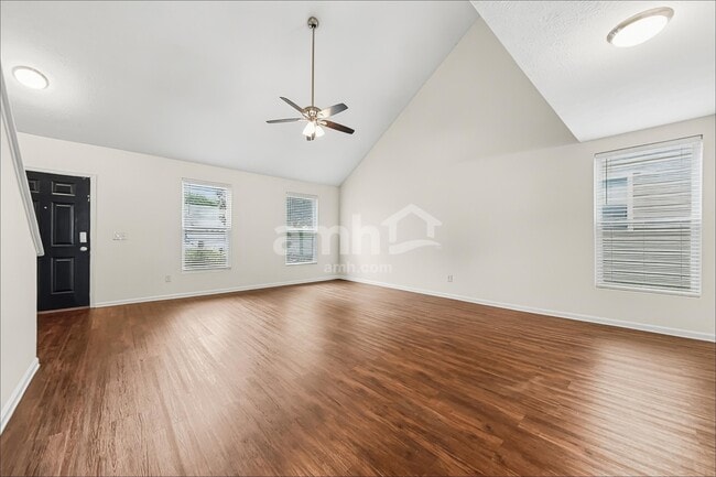 Building Photo - 4206 N Gensen Loop