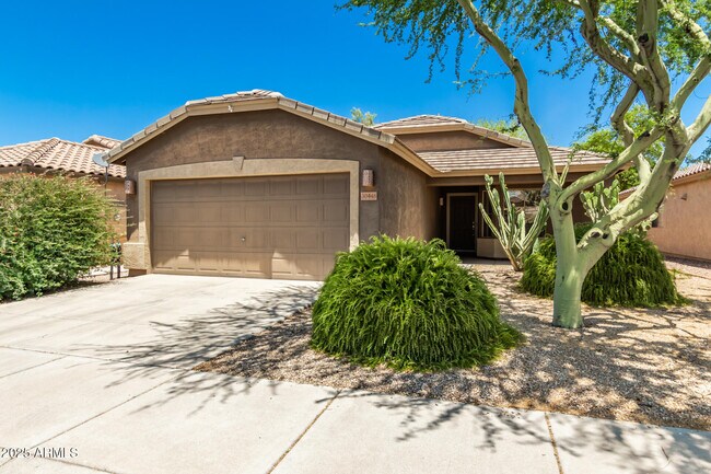 Building Photo - 30445 N Sunray Dr