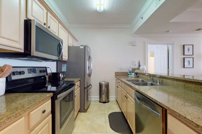 Foto del edificio - 10611 Front Beach Rd