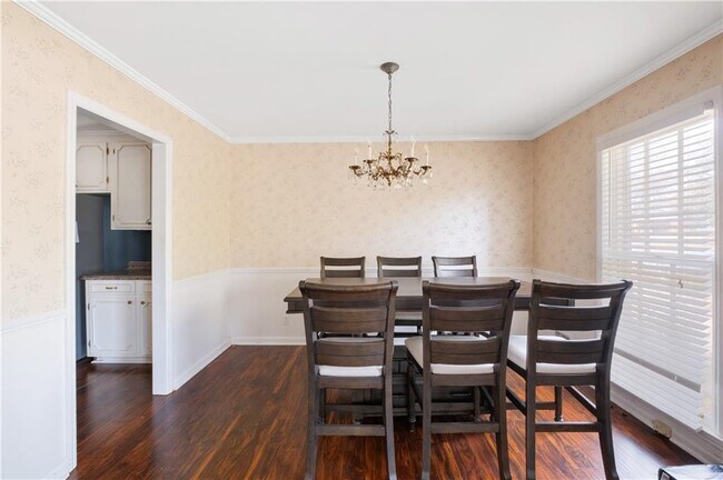 Foto del edificio - 4536 S Beechwood Dr
