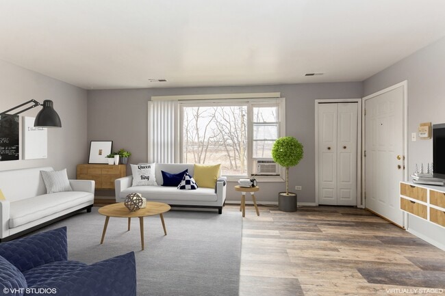 Building Photo - 87 Paxton Ave