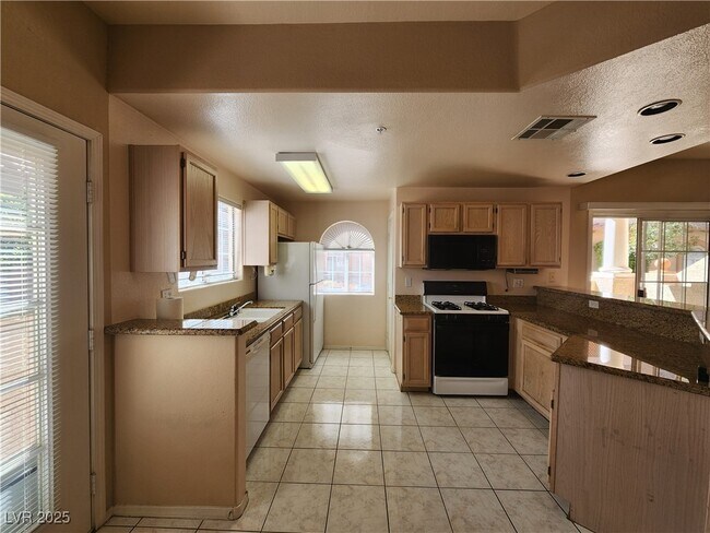Foto del edificio - 2925 Wigwam Pkwy