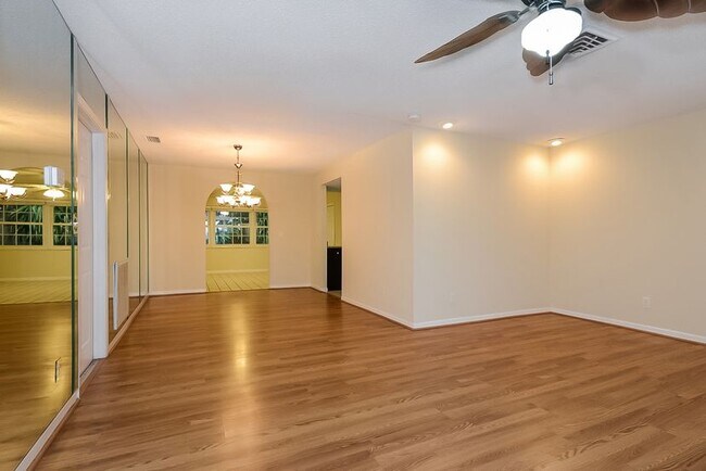 Living Room - 1077 40th Ave NE