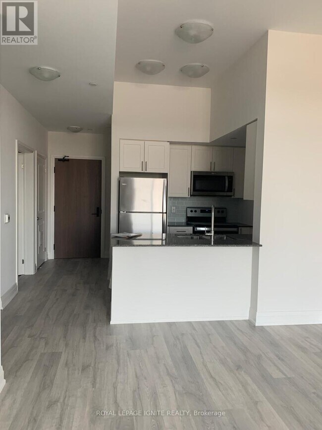 Photo du bâtiment - 9700 Ninth Line