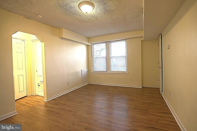 Foto del edificio - 4329 Halley Terrace SE