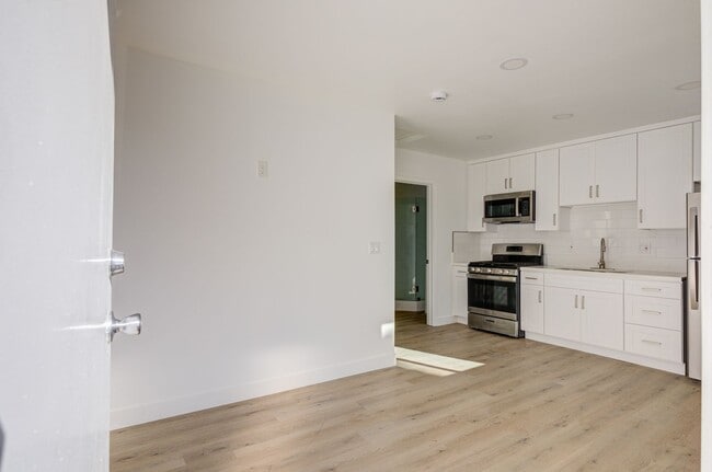 Foto del edificio - Berendo Street Apartments