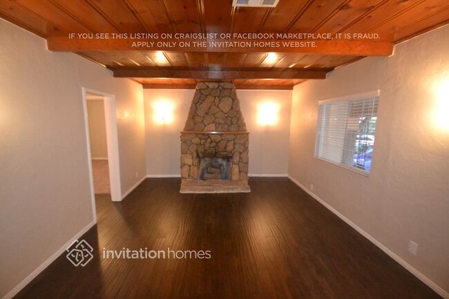 Foto del edificio - 3508 Division St