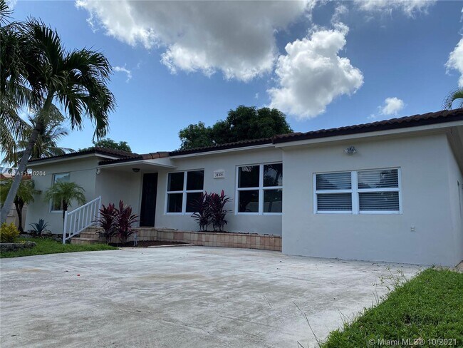 Foto del edificio - 3884 NW 2nd St