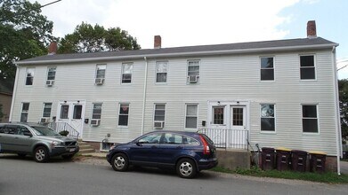 Building Photo - 21 Common St