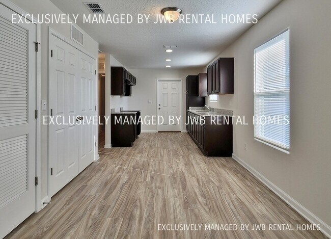 Foto del edificio - 1507 W 6th St