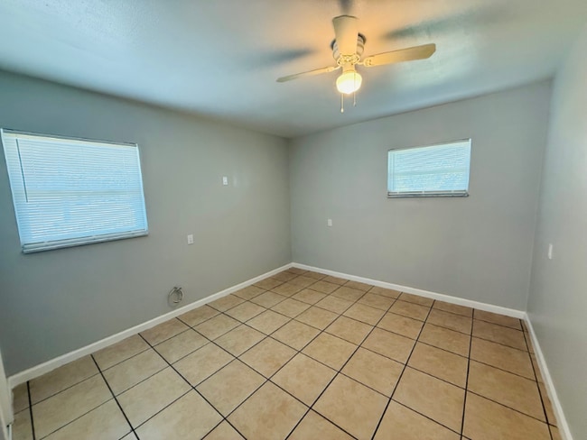 Building Photo - 1013 Neptune Dr