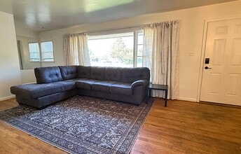 Building Photo - 396 S 900 W