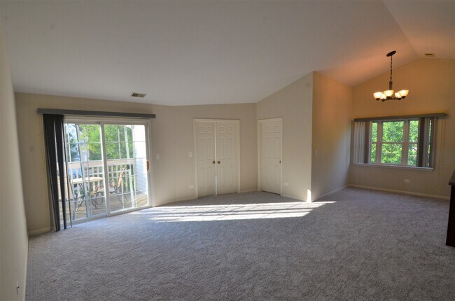 Foto del edificio - 2843 Rutland Cir