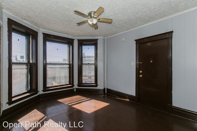 Foto del edificio - 2330 W 42nd St