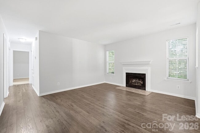 Building Photo - 6000 Gray Gate Ln