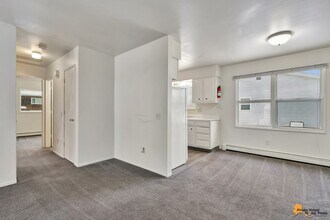 Building Photo - 3934 W 30th Ave