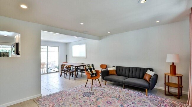 Foto del edificio - 2015 Lawrence Street, Palm Springs, CA 922...
