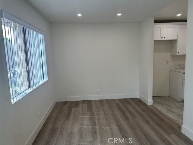 Foto del edificio - 219 E Maple St