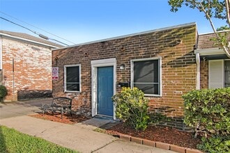 Building Photo - 211 W F St