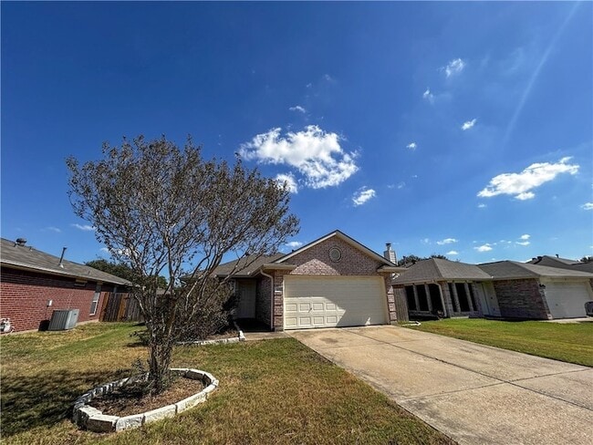 Building Photo - 3739 Marielene Cir