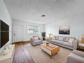 Building Photo - 1725 NW 54th Terrace