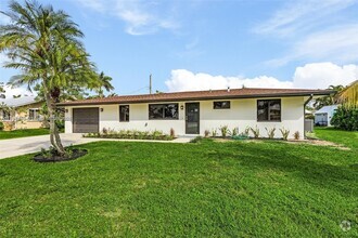 Building Photo - 11390 Heidi Lee Ln