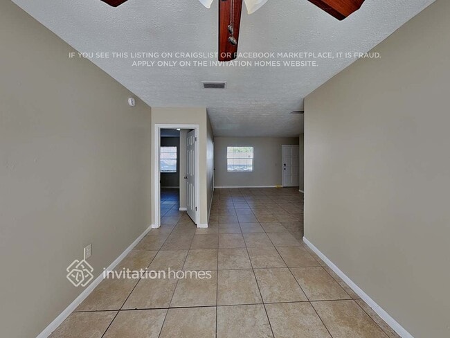 Building Photo - 607 Barkfield St