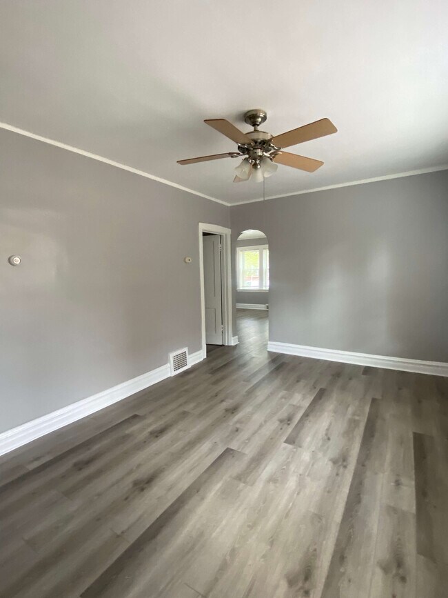 Foto del edificio - 3035 W Addison St