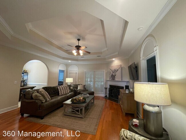 Foto del edificio - 3 br, 2 bath House - 714 Berry Lane