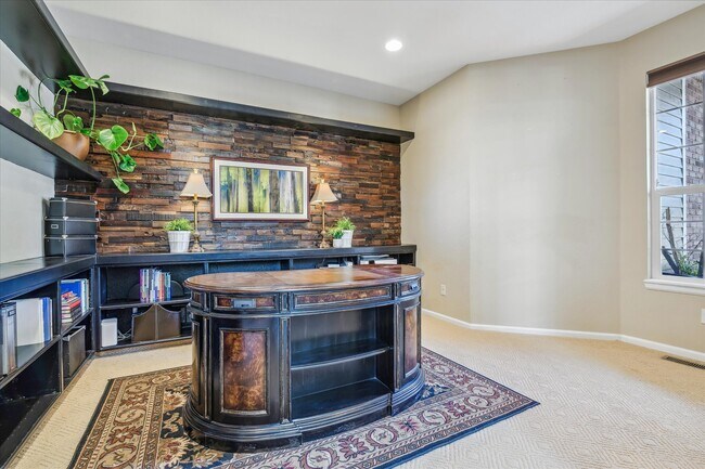Building Photo - 7463 Norfolk Pl