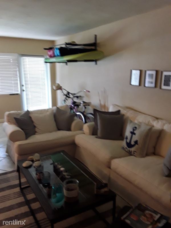 Foto del edificio - 118-2832 NE 32nd St