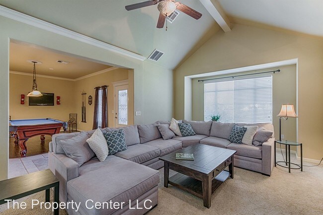 Building Photo - 2218 Cedar Pointe Ct