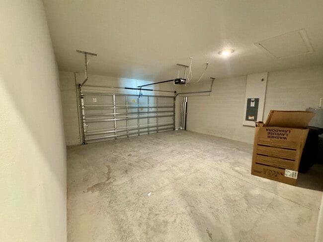 Foto del edificio - 490 Seaspray Dr