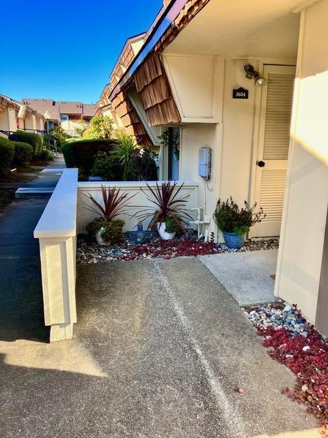 Building Photo - 3604 Athy Dr